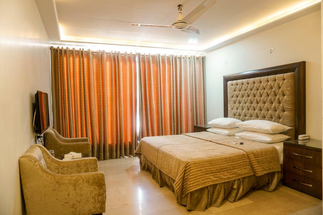 City View Hotel & Restaurant Lahore Bagian luar foto