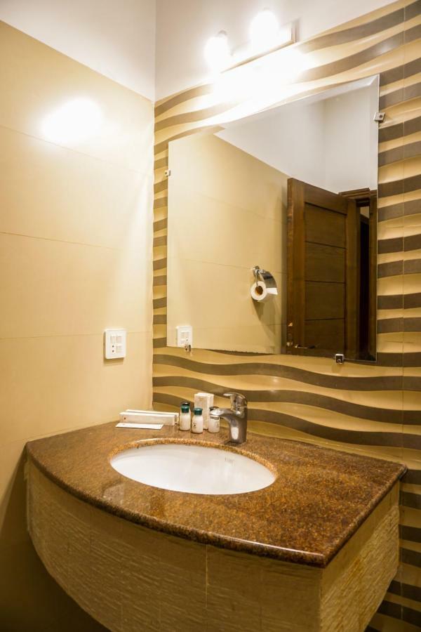 City View Hotel & Restaurant Lahore Bagian luar foto